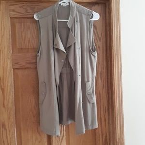 Simply Noelle olive green best